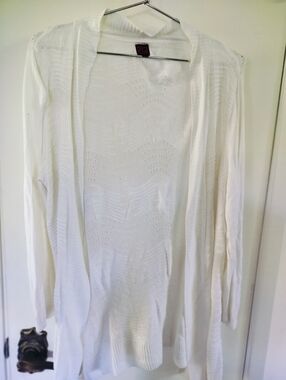 212 Collection 100% Rayon White Open Front Cardigan Eyelet Detail Size Large